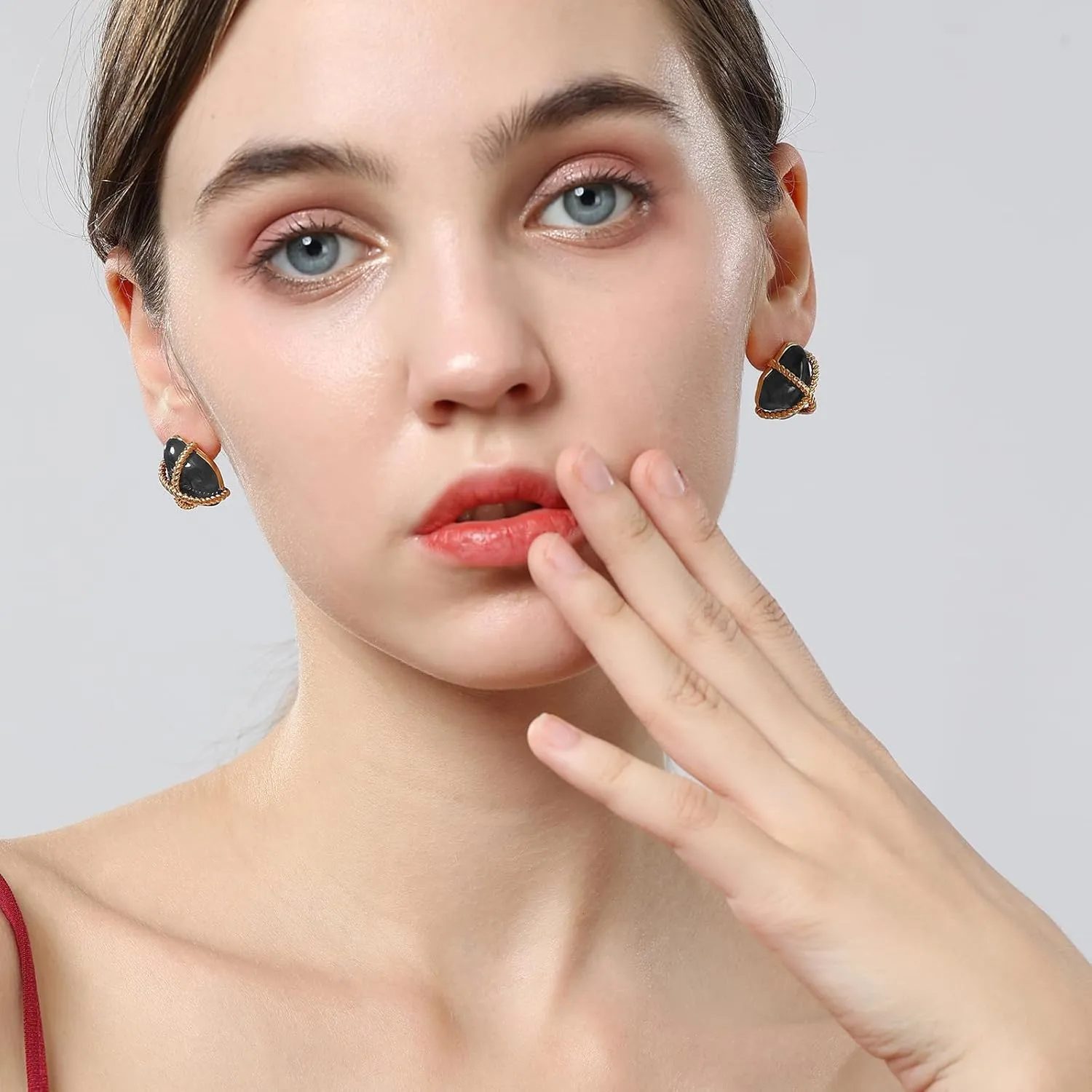 18K Gold Stylish Resin Cross Stud Earrings for Women, Lightweight Acrylic Resin Drop StudsHypoallergenic Fashion Jewelry,18K Gold Plated Cross Shape Resin Drop Earrings