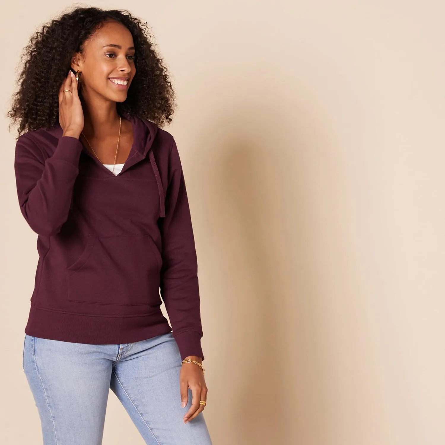 Amazon Essentials Women's Classic-Fit Long-Sleeve Open V-Neck Hooded Sweatshirt