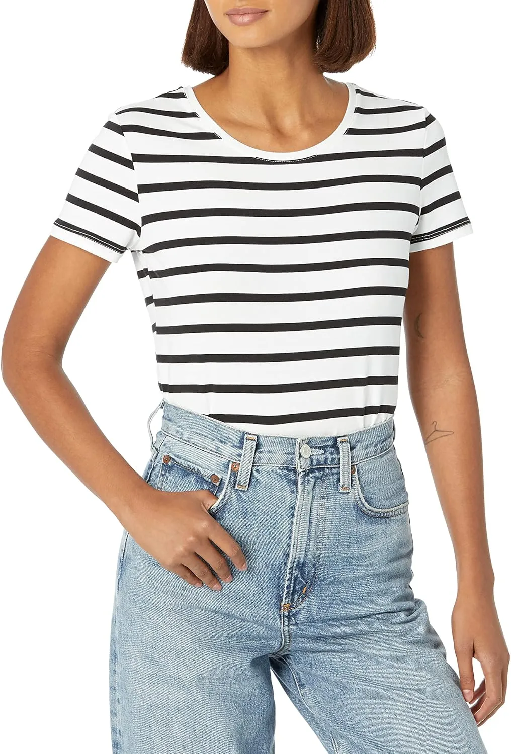Amazon Essentials Women's Classic-Fit Short-Sleeve Crewneck T-Shirt, Multipacks