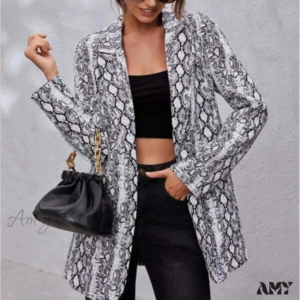Amy Fashion - Irregular Printing Blazer