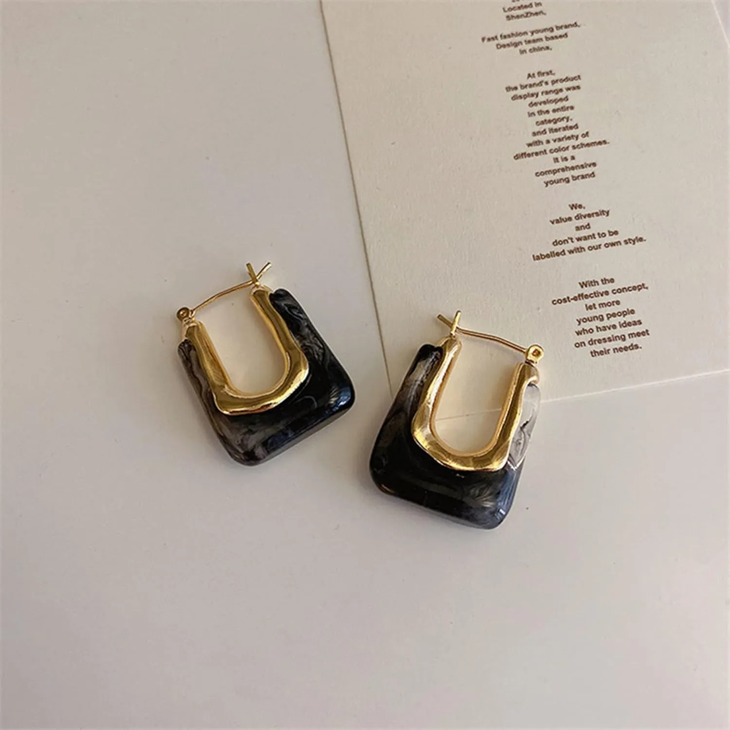 Chunky Clear Earrings Resin Earrings Retro U Shaped Hoop Earrings Huggie Earrings for Women Minimalist Square Earrings Gift For Women
