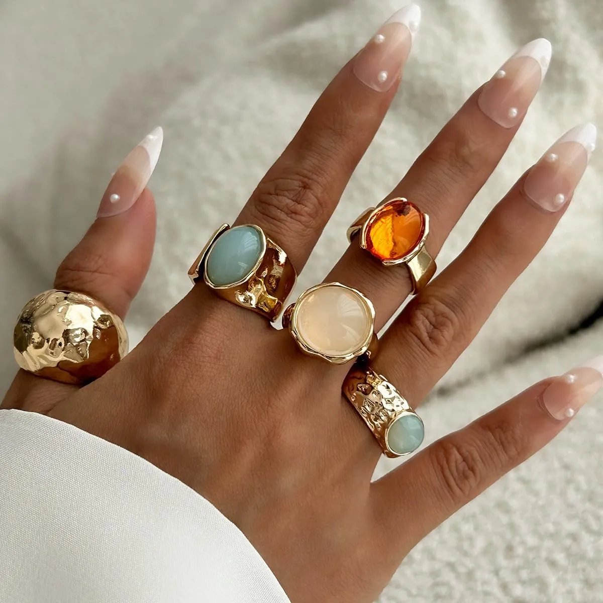 Chunky Knuckle Rings for Women Chunky Gold Statement Stacking Crystal Knuckle Rings Set Statement Flower Artificial Baroque Pearl Ring Jewelry