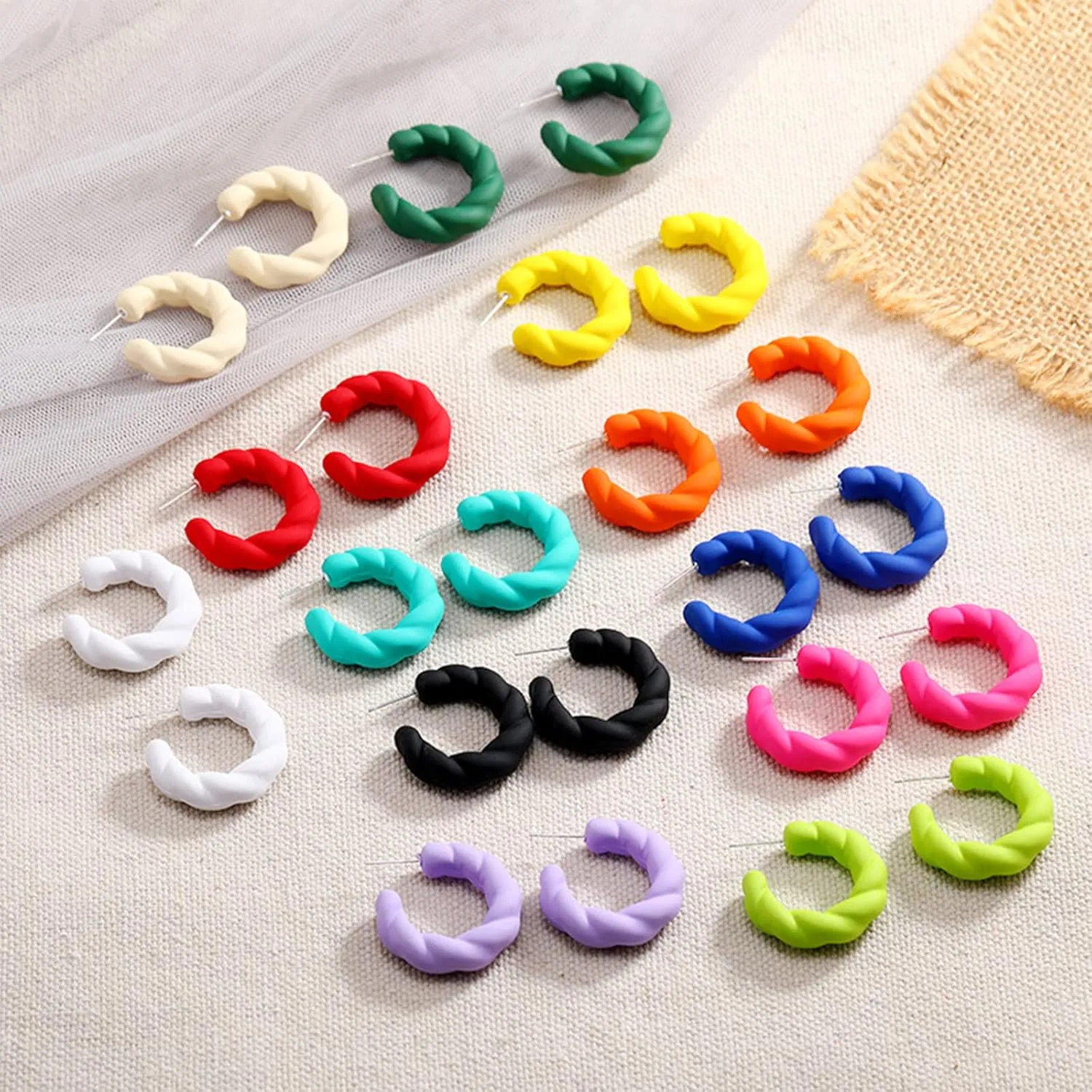 Colorful Twisted Rope Round Hoop Earrings for Women Lightweight C Shape Acrylic Resin Earrings for Womens Fashion Geometric Statement Earrings Jewelry