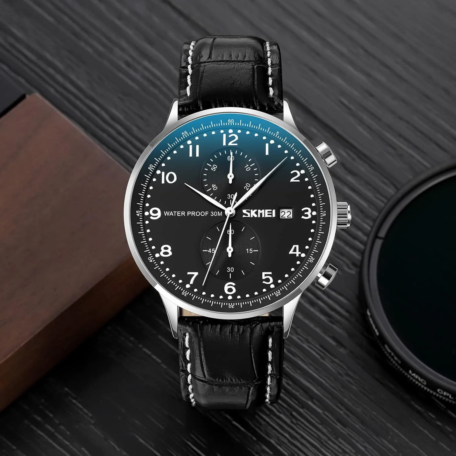 FANMIS Fashion Men's Analog Quartz Chronograph Minimalist Ultra-Thin Dial Business Leisure Sport Military Watch Calendar Waterproof Fashion Watch with Leather Strap