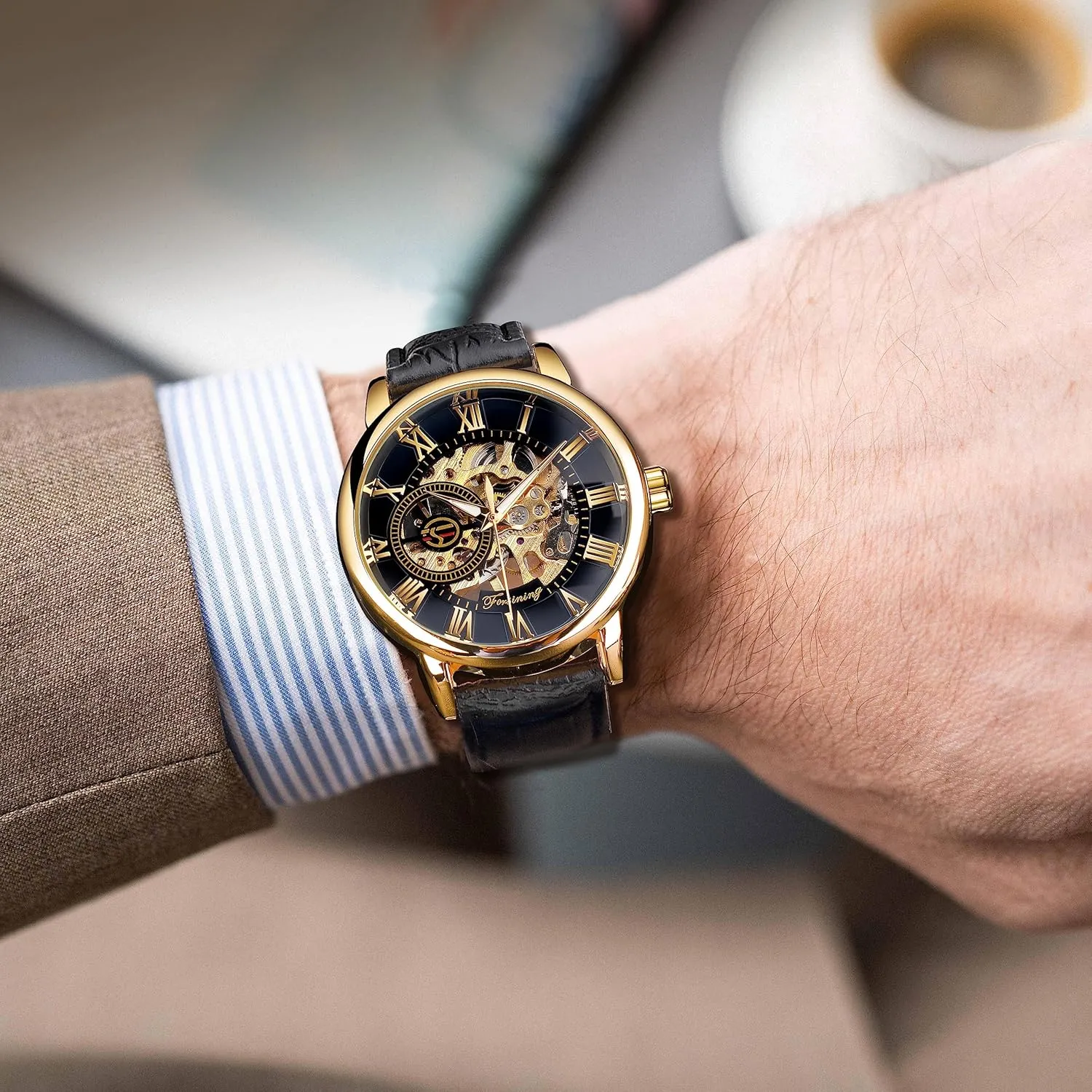 FORSINING Men's Skeleton Watch Steampunk Watch Black Mechanical Watch for Men Minimalist Retro Design Mechanical Skeleton Wrist Watch Transparent