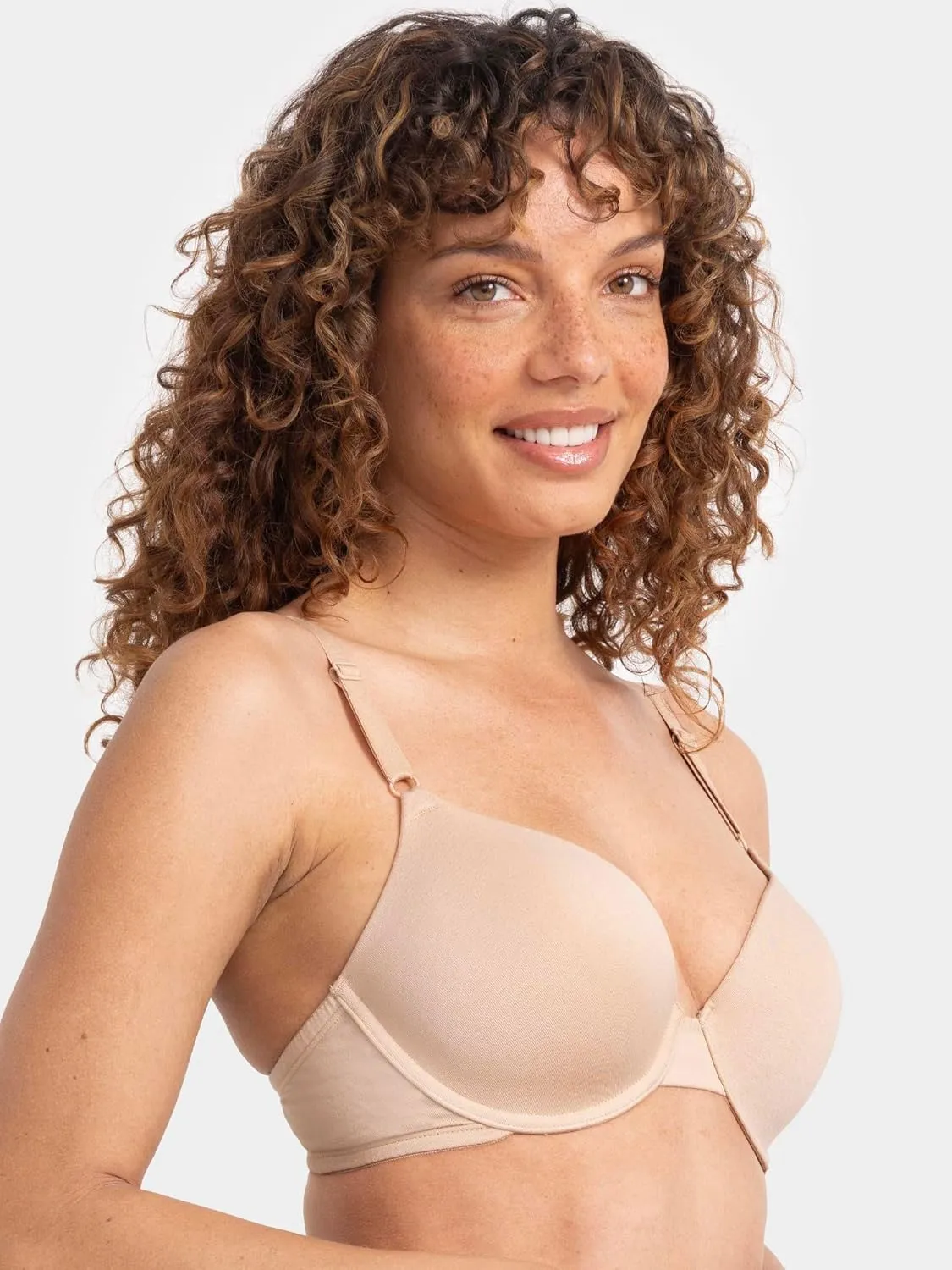 Fruit of the Loom Women's Smooth Cotton T-Shirt Bra Pack - Ultra-Soft, Flexible, and Invisible Under Tees