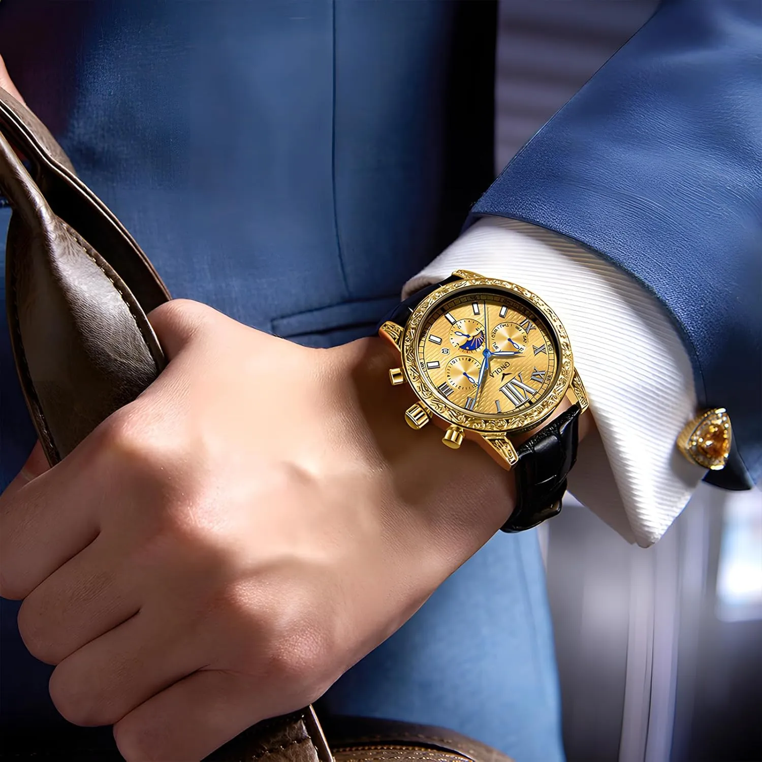 Fully Automatic Men's Mechanical Watch Comfortable Leather Strap Large Gold Watch Three Eye Timing Dial 24-Hour Moon Phase Display Calendar Watch Men's Business Mechanical Watch