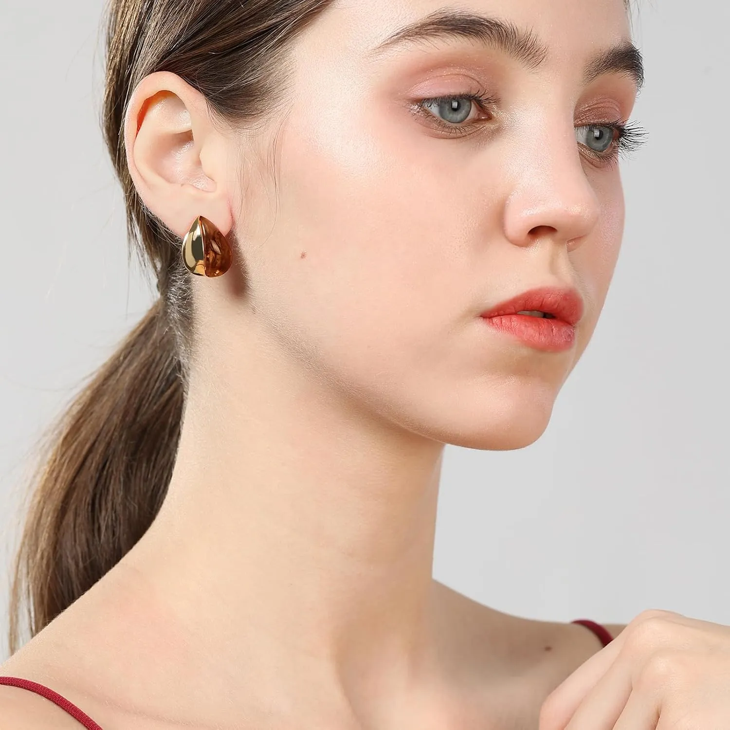 Nut Shape Resin Earrings for Women,18K Gold Plated Chunky Acrylic Resin Studs, Hypoallergenic Jewelry,18K Gold Plated Nut Shape Resin Drop Earrings