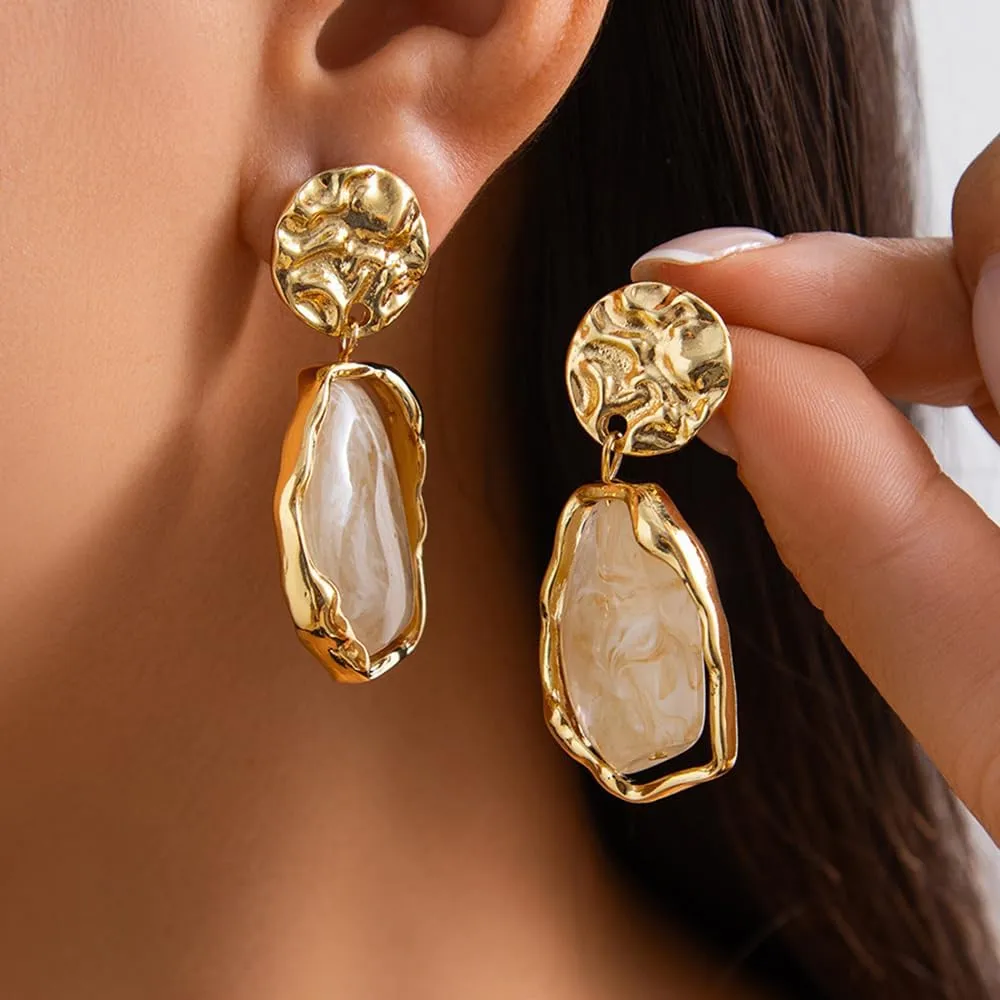 Octwine Vintage Statement Trendy Dangle Resin Earrings for Women Gold Resin Hoop Earrings Boho Drop Earrings Bridal Wedding Prom Drop Simple Brown Earrings for Women