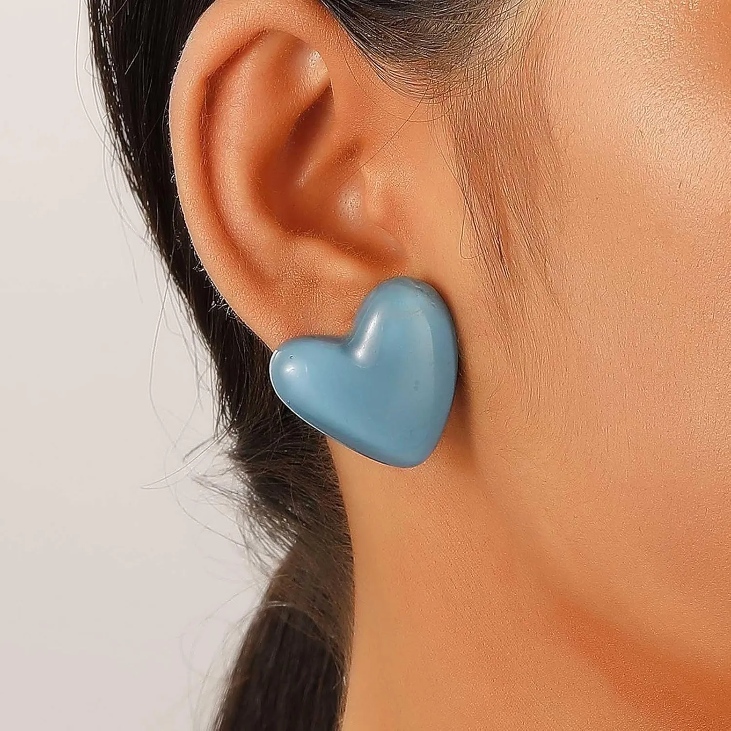 Resin Large Heart Earrings Pink Acrylic Love Heart Earrings Candy Color Love Earring Minimalist Resin Statement Studs Jewelry for Women