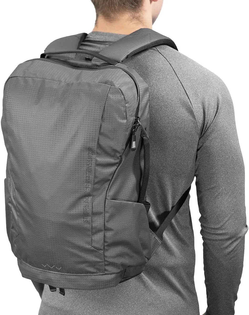 SOG Unisex Surrept/16 CS Liter Carry Lightweight Organized Functional Water-Resistant Nylon Travel Day Backpack, Charcoal/Bright Gray