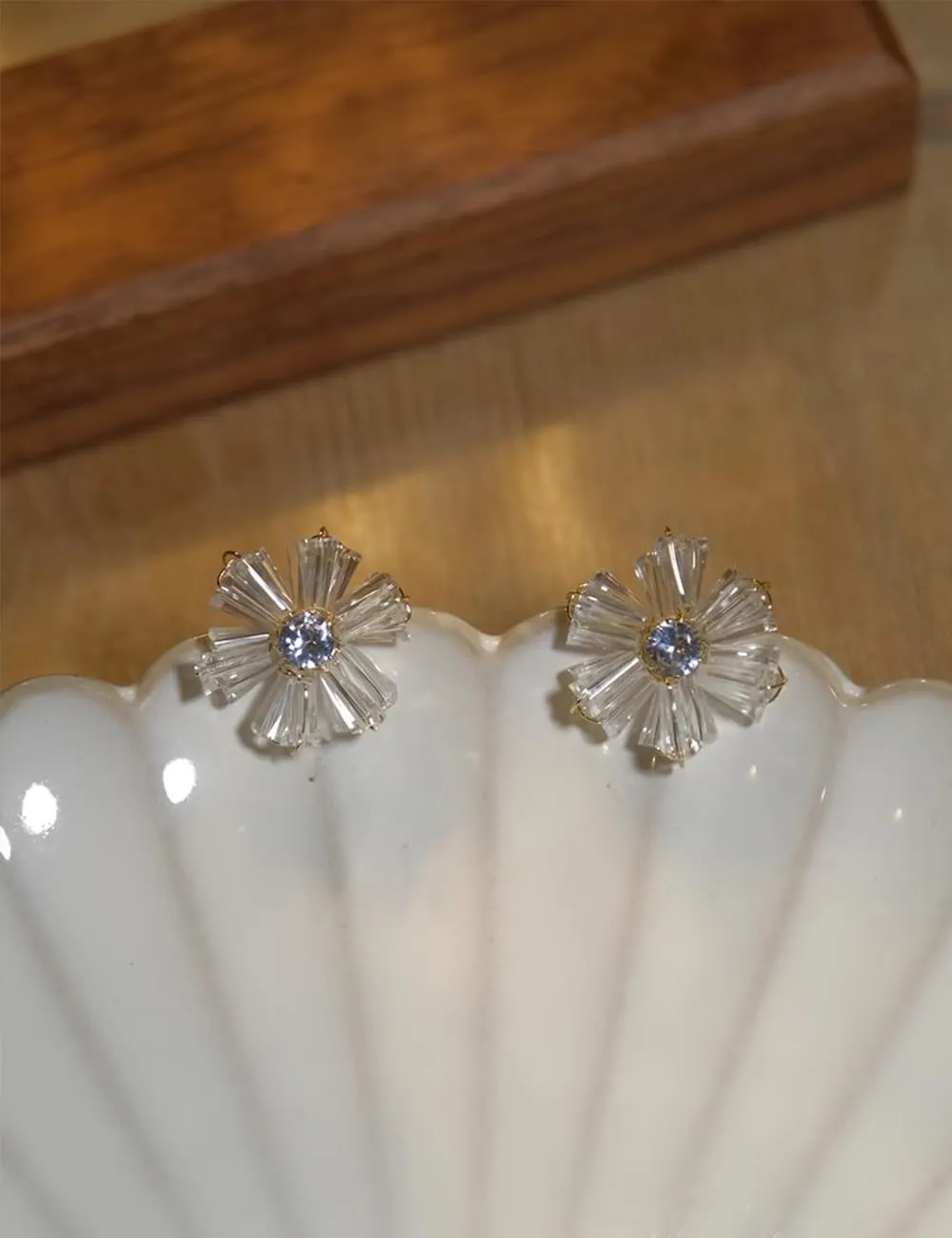 Women Flower Zicron Stud Earrings Handmade Gold Plated Earrings S925 Hypoallergenic Jewelry Birthday Gift Valentine Gift for Her