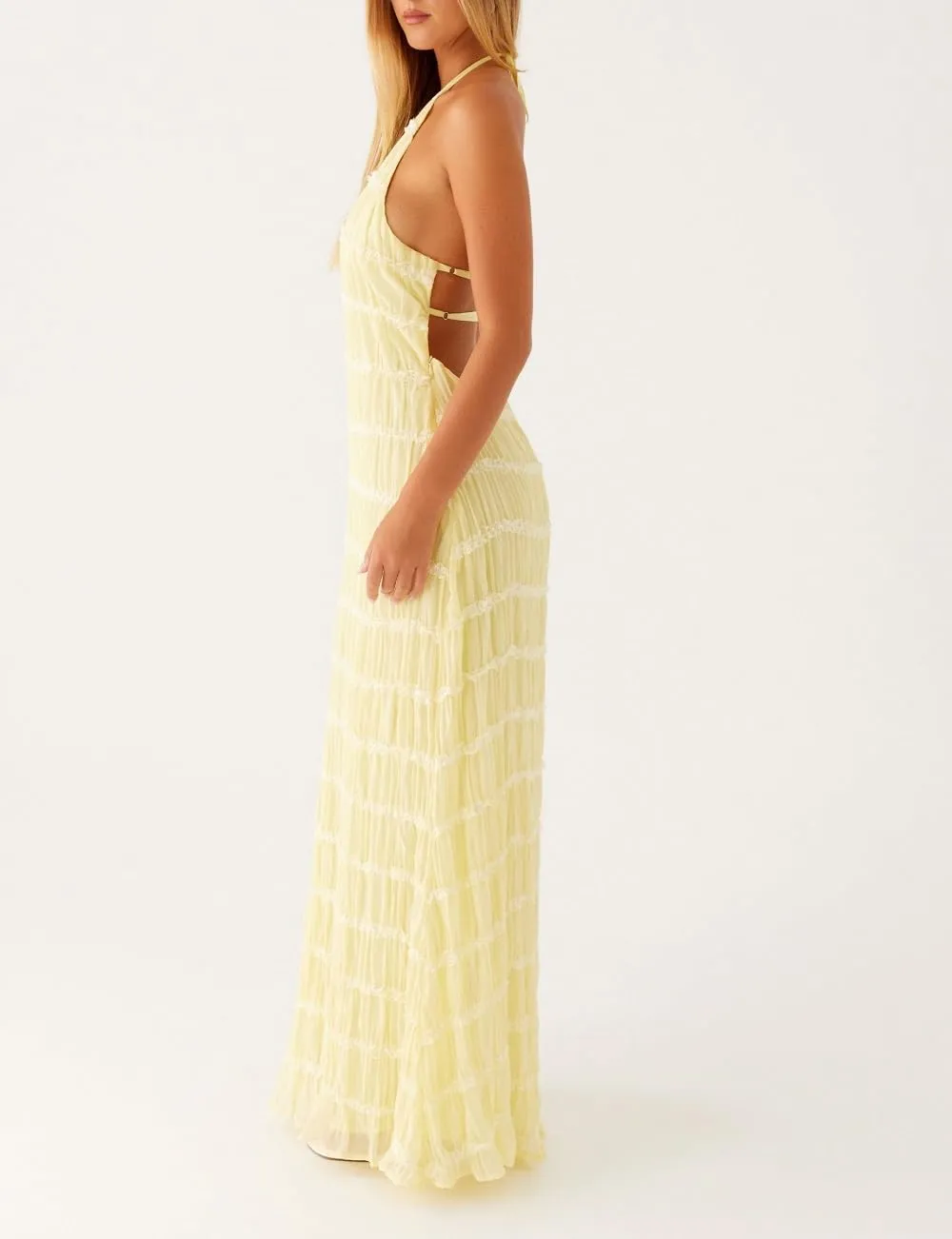 Women Halter Neck Maxi Dress Sleeveless Lace Tiered Smocked Long Dress Sexy Backless Party Vacation Beach Sundress