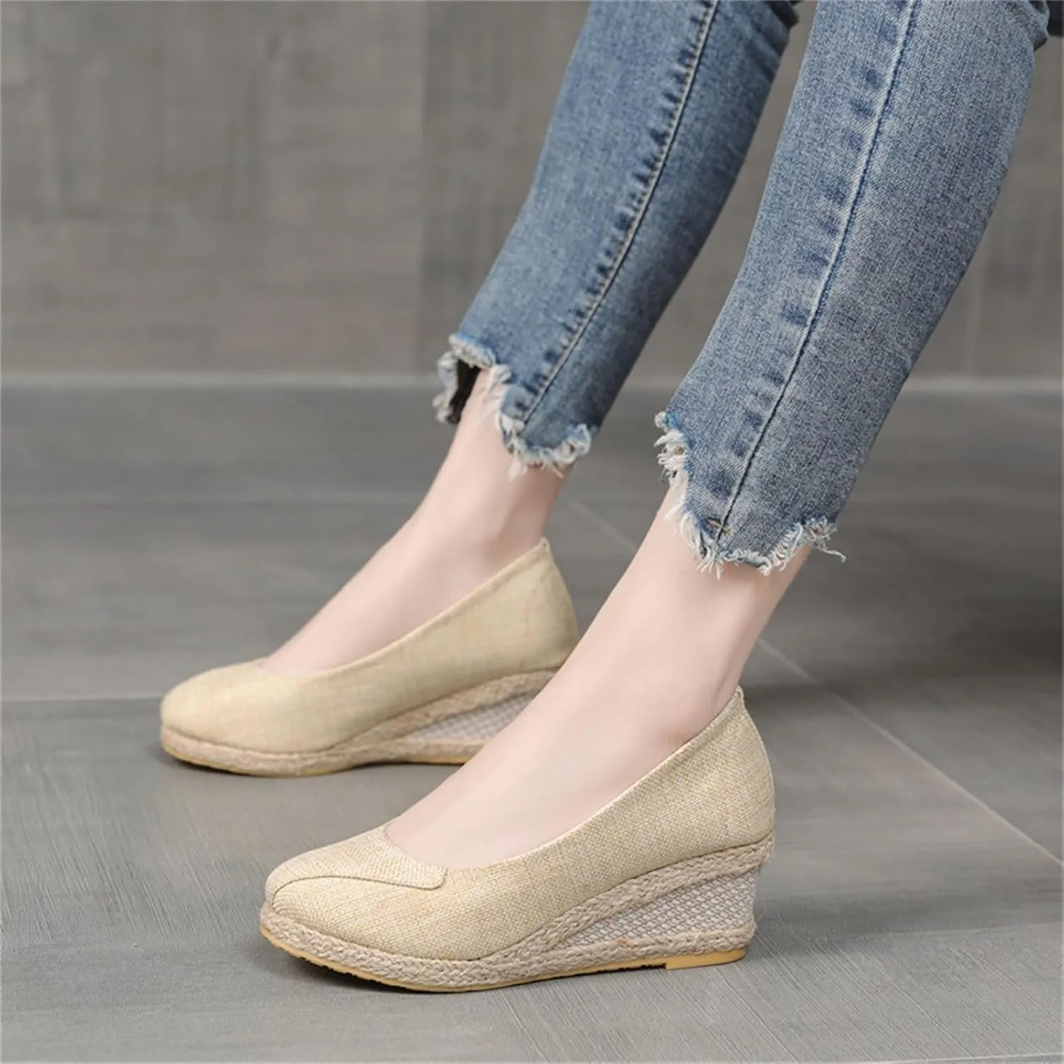 Womens Espadrilles Wedges Casual Comfy Closed Toe Platform Sandals High Heels Breathable Slip On Sandals Walking Shoes